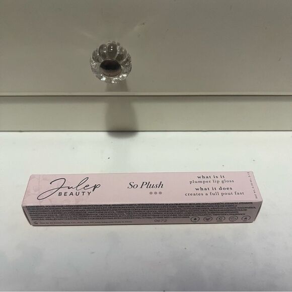 Julep Beauty So Plush Plumper Lip Gloss in Orange Shade Keep It Real NWB - Picture 6 of 8